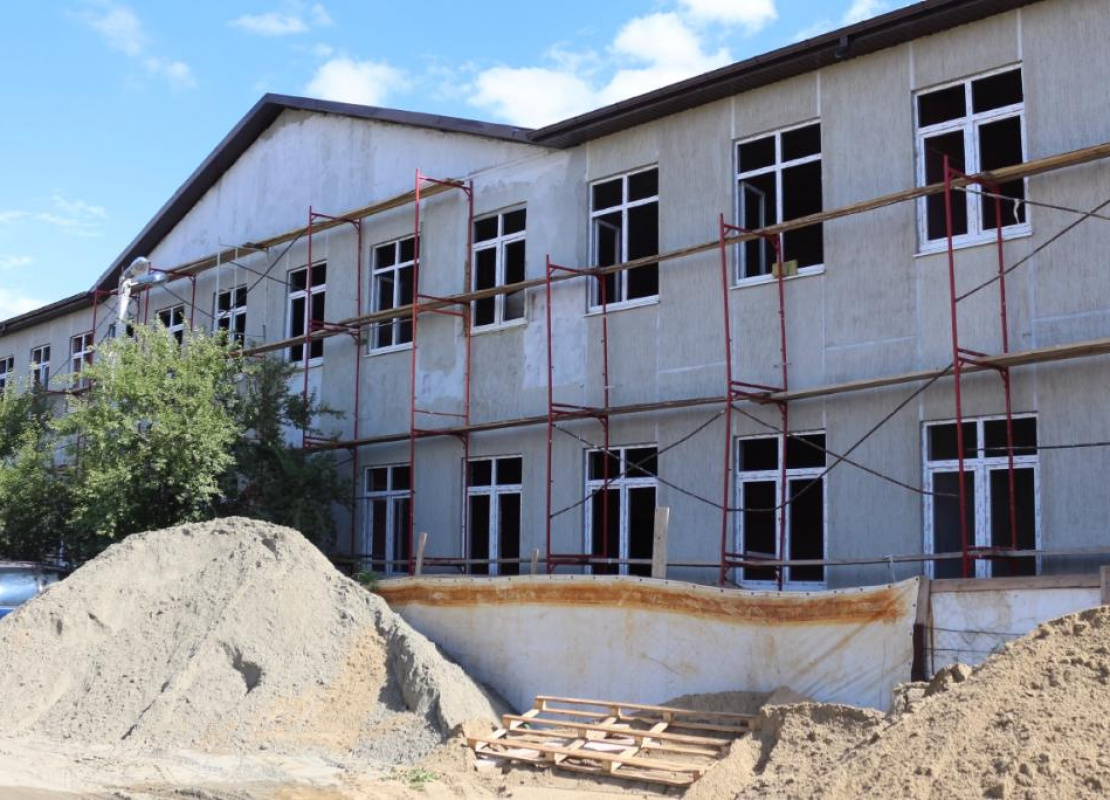 Завершено строительство каркасных зданий школ